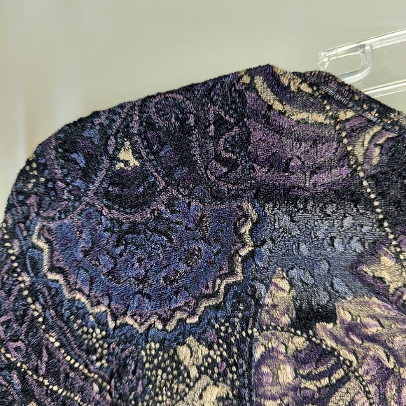 Chico's Design Beaded Floral Top - Picture 4 of 9